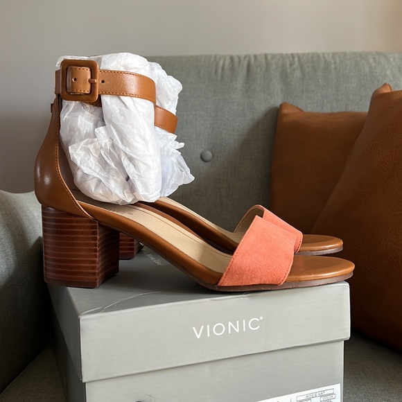 NEW Vionic Rosie Women's Ankle Strap Heeled Sandals Orthopedic Arch Support - Picture 3 of 6